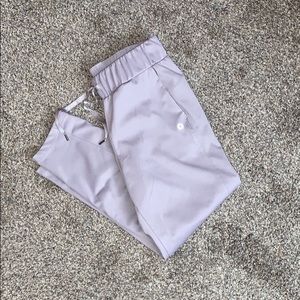 Skora Pants